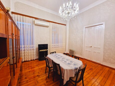 Kirayə 2 otaqlı mənzil, 65 m², İçəri Şəhər: 650 ₼/ay 2