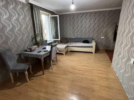 Elan №5646819 - Bakı, 28 May m., 2 otaqlı, 40 m², 5/5 mərtəbə