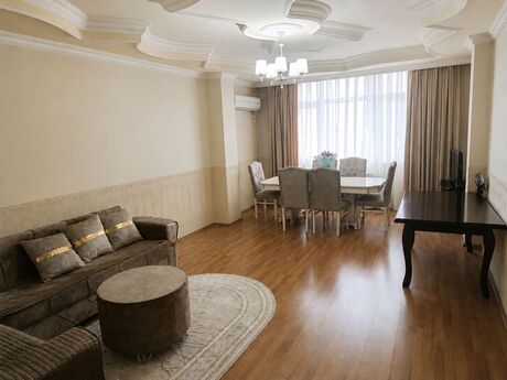 2 rooms · 102 m² · floor 14/17, 20 Yanvar