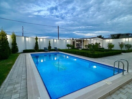 Сдаётся 5-комнатный дом, Mərdəkan, 400 м², 1 000 AZN/мес, фото 2 / 12