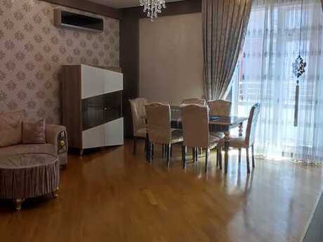 4-room apartment for rent, 150 m², Nəriman Nərimanov: 1 300 ₼/mo 4
