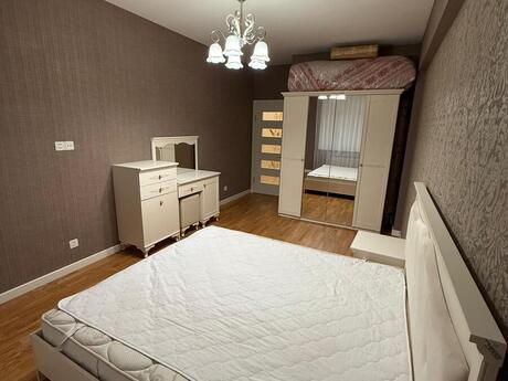 3-комн. новостройка - м. Нариман Нариманов - 120 м²