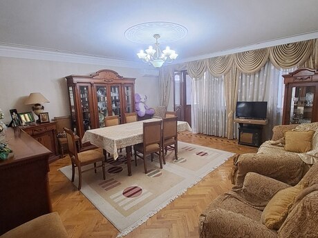 Elan №6311599 - Bakı, Qara Qarayev m., 3 otaqlı, 130 m², 3/5 mərtəbə