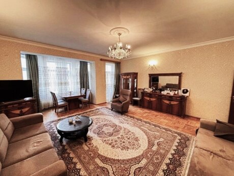 Elan №6311887 - Bakı, İçəri Şəhər m., 4 otaqlı, 145 m², 3/10 mərtəbə
