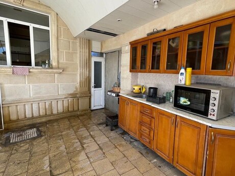 6 otaqlı həyət evi, 450 m², Bakıxanov: 320 000 ₼ 5