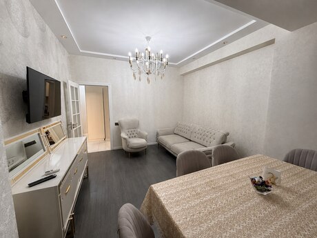 Kirayə 2 otaqlı mənzil, 60 m², Nərimanov: 1 000 ₼/ay 2