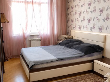 2-комн. новостройка - м. Ахмедлы - 85 м²