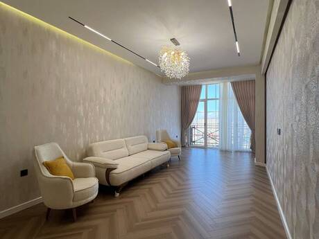 Badamdarda 4 otaqlı yeni tikili mənzil satılır, 135 m², 337 000 AZN, şəkil 2 / 12