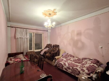 Elan №6312370 - Bakı, Azadlıq Prospekti m., 2 otaqlı, 70 m², 1/9 mərtəbə