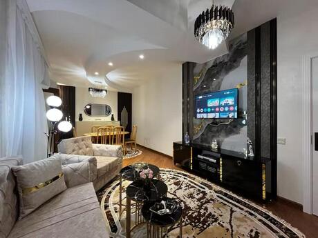 Elan №6312508 - Bakı, İçəri Şəhər m., 3 otaqlı, 82 m², 2/9 mərtəbə