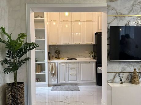 3 otaq · 85 m² · 1/20 mərtəbə, Elmlər Akademiyası