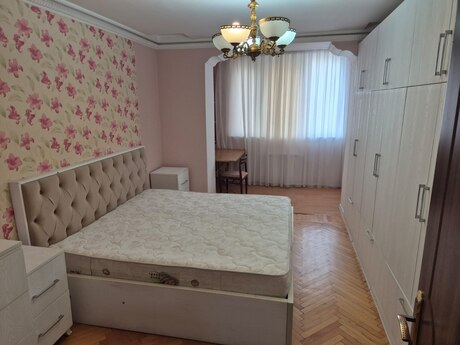 Elan №6312697 - Bakı, Elmlər Akademiyası m., 3 otaqlı, 70 m², 5/5 mərtəbə