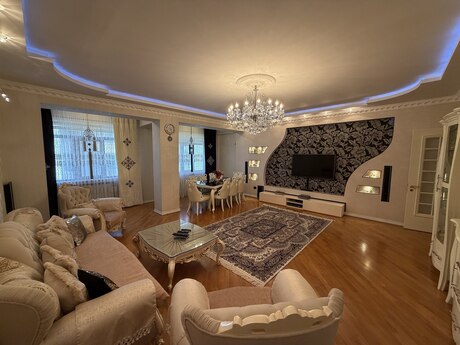 3 otaqlı mənzil, 155 m², İnşaatçılar: 310 000 ₼ 2