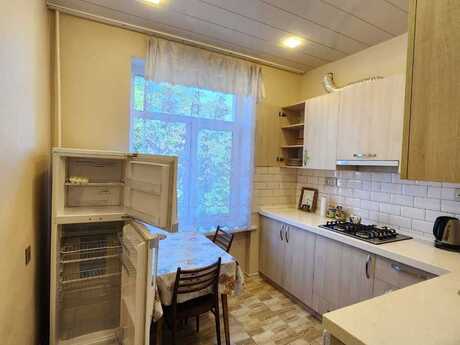 Kirayə 2 otaqlı mənzil, 70 m², İçəri Şəhər: 800 ₼/ay 2