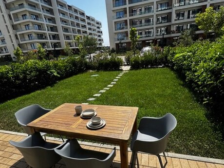 2 rooms · 98 m² · floor 1/7, Sea Breeze