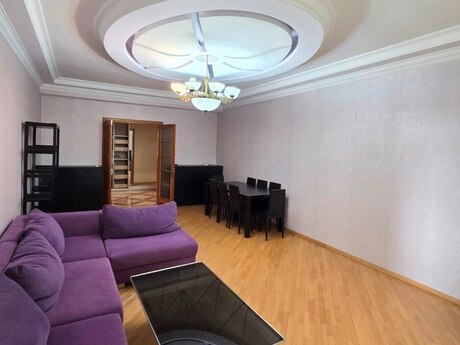 Kirayə 4 otaqlı mənzil, 165 m², Nəriman Nərimanov: 1 390 ₼/ay 4