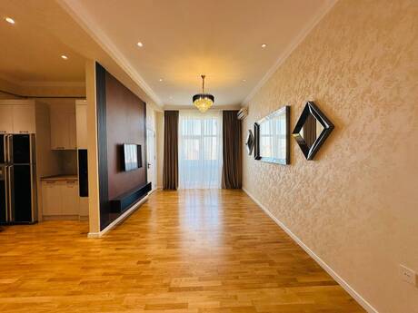 2 otaqlı mənzil, 72 m², 8 Noyabr: 259 000 ₼ 2