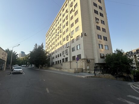 3 otaqlı mənzil, 80 m², Nizami: 279 000 ₼ 3