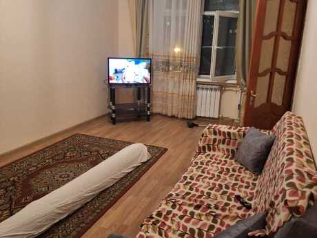 Elan №6313109 - Bakı, 8 Noyabr m., 3 otaqlı, 65 m², 3/9 mərtəbə