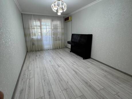 Объявление №6313394 - Баку, м. Халглар Достлугу, 2-комн., 60 м², 5/5 этаж