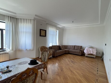 4 otaqlı həyət evi, 180 m², Novxanı: 154 000 ₼ 2