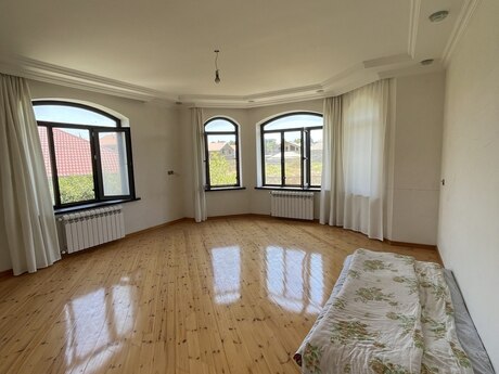 4 otaqlı həyət evi, 180 m², Novxanı: 154 000 ₼ 3