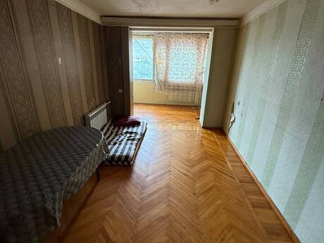 Elan №6313375 - Bakı, Elmlər Akademiyası m., 2 otaqlı, 70 m², 5/5 mərtəbə