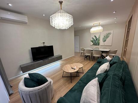 3-room apartment for rent, 150 m², Grand Hayat: 2 000 ₼/mo 4