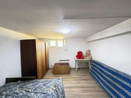 Объявление №6313515 - Баку, Хатаинский р., 2-комн., 50 м², 1/3 этаж