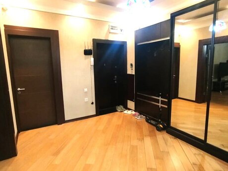 Elan №6313520 - Bakı, Nəsimi r., 3 otaqlı, 145 m², 5/20 mərtəbə