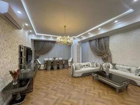 Elan №6313640 - Bakı, Şah İsmayıl Xətai m., 4 otaqlı, 202 m², 4/24 mərtəbə