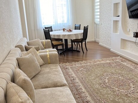 Квартира на продажу со сниженной ценой в Saray qəs.