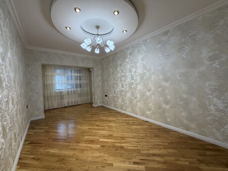 3 otaqlı köhnə tikili - Bakıxanov q. - 80 m²