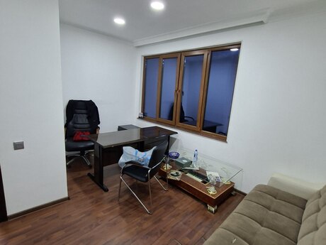 2-комн. офис - м. Ичеришехер - 60 м²