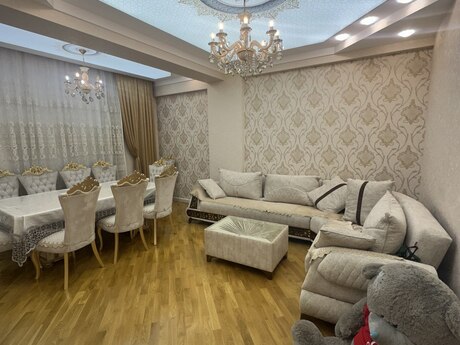 3 otaq · 118 m² · 4/17 mərtəbə, Memar Əcəmi