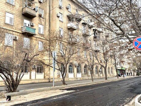 Elan №6307598 - Bakı, 28 May m., 2 otaqlı, 40 m², 5/5 mərtəbə