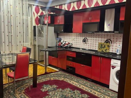 3 otaqlı mənzil, 146 m², 8 Noyabr: 378 000 ₼ 3