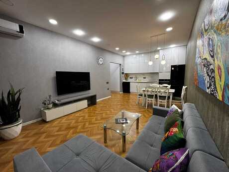 Kirayə 3 otaqlı mənzil, 110 m², Grand Hayat: 1 300 ₼/ay 2