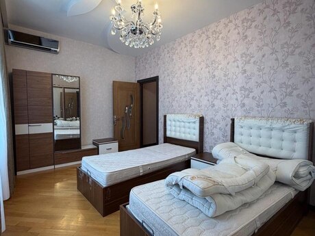4 otaqlı mənzil, 130 m², Əhmədli: 258 000 ₼ 4