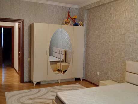 Kirayə 3 otaqlı mənzil, 130 m², Nizami: 1 300 ₼/ay 3