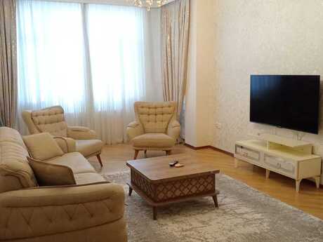 3-комн. · 130 m² · 2/15 этаж, Nizami
