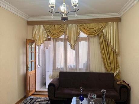 Elan №6314567 - Bakı, Memar Əcəmi m., 2 otaqlı, 45 m², 1/5 mərtəbə