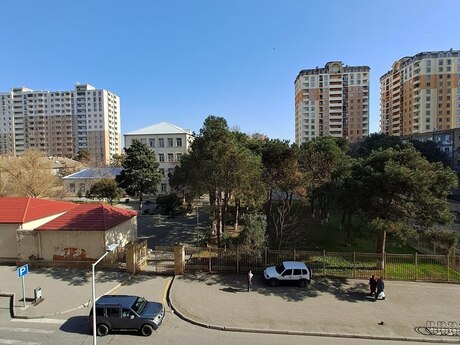 2 otaqlı mənzil, 103 m², Neftçilər: 275 000 ₼ 2