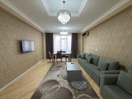 Kirayə 2 otaqlı mənzil, 77 m², Şah İsmayıl Xətai: 1 000 ₼/ay 3