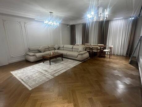 Kirayə 3 otaqlı mənzil, 180 m², 28 May: 3 000 ₼/ay 2