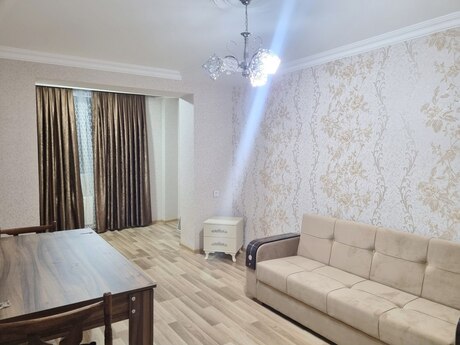 Elan №6315144 - Bakı, İnşaatçılar m., 2 otaqlı, 45 m², 2/5 mərtəbə