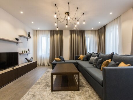Kirayə 3 otaqlı mənzil, 165 m², 28 May: 2 200 ₼/ay 4