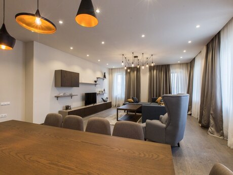 Kirayə 3 otaqlı mənzil, 165 m², 28 May: 2 200 ₼/ay 3