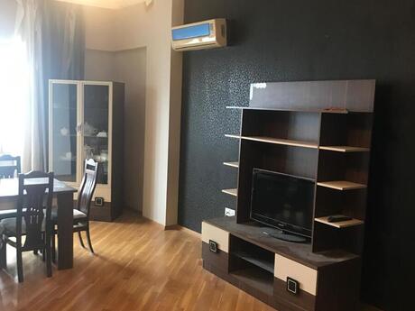 Elan №6315355 - Bakı, Nəsimi r., 4 otaqlı, 220 m², 12/17 mərtəbə