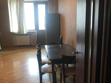 4 otaqlı mənzil, 220 m², Nəsimi: 470 000 ₼ 2